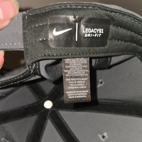 Nike Charcoal Gray Baseball Cap - Picture 5 of 6